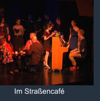 Im Straßencafé
